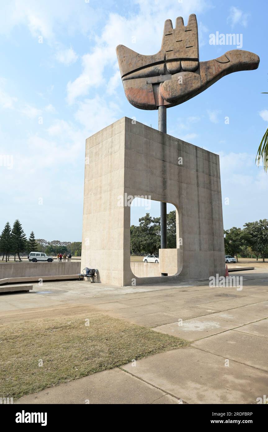 INDIA, Chandigarh, the master plan of the city divided in sectors was prepared by swiss-french architect Le Corbusier in the 1950` , Sector 1 Capitol complex, metal and concrete monument The Open Hand designed by Le Corbusier, symbolizes 'the hand to give and the hand to take; peace and prosperity, and the unity of mankind' Stock Photo